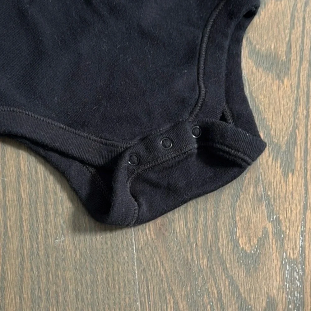 Old Navy Black Bodysuit - 6-12 Months